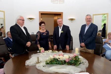 Euer Erster Heiratet