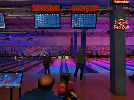 Bikerfreunde am Ball