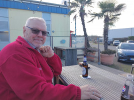 Bikerfreunde am Ball