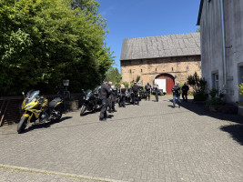 Maienluft schnuppern, die Drei-Täler-Tour