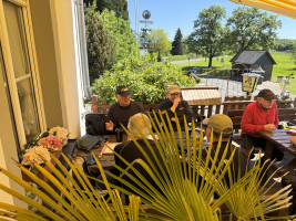 Maienluft schnuppern, die Drei-Täler-Tour