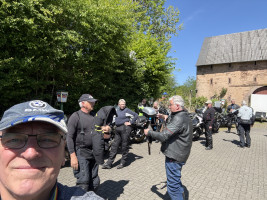 Maienluft schnuppern, die Drei-Täler-Tour