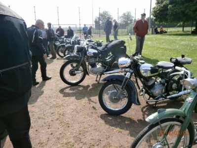 Tour am 1. Mai nach Dom Esch zur Oldtimer Motorrad Rallye