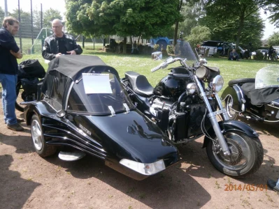 Tour am 1. Mai nach Dom Esch zur Oldtimer Motorrad Rallye