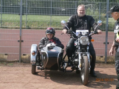 Tour am 1. Mai nach Dom Esch zur Oldtimer Motorrad Rallye