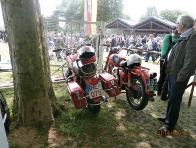 Tour am 1. Mai nach Dom Esch zur Oldtimer Motorrad Rallye