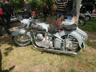 Tour am 1. Mai nach Dom Esch zur Oldtimer Motorrad Rallye