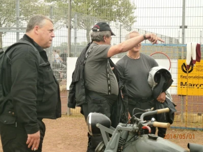 Tour am 1. Mai nach Dom Esch zur Oldtimer Motorrad Rallye