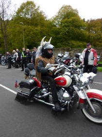 Motorradkorso zum Altenberger  Dom
