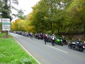 Motorradkorso zum Altenberger  Dom