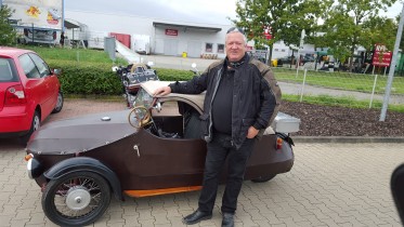 Blümchenpflückertour mit Station in Elsdorf (Wheels in motion), Oberaussem (Oldtimer)