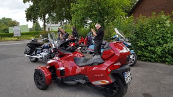Tour zu "Daddys Bikertreff" in Isselburg