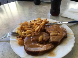 Kaffee und Leberkäs