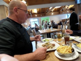 Zum Mittagessen zur Schneifel