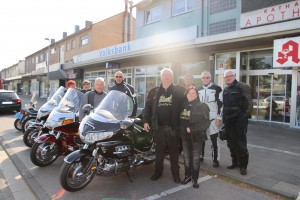 Gemütlich und sicher zum Gold Wing Treffen in Kronenberg /Holland