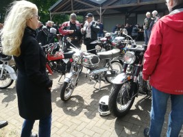 Fahrt zur Motorrad Veteranen Rallye in Dom Esch