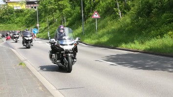 Fahrt zur Motorrad Veteranen Rallye in Dom Esch