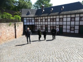 Kleine Eifel Tour Nach Nideggen zur Burg, Fahrt an den Rursee mit kleinen Zwischenstopps. Satzvey können wir leider nicht anfahren weil dort die Ritterspiele statt finden