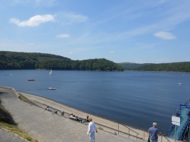 Kleine Eifel Tour Nach Nideggen zur Burg, Fahrt an den Rursee mit kleinen Zwischenstopps. Satzvey können wir leider nicht anfahren weil dort die Ritterspiele statt finden