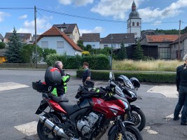 Peter fährt eine Ahrtour