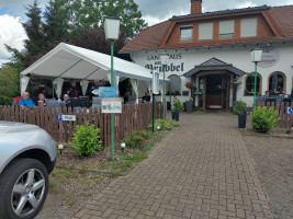 Kurventour zum Sprudelwasser