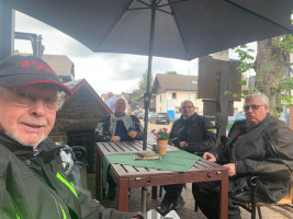 Slalom zum Radioteleskop