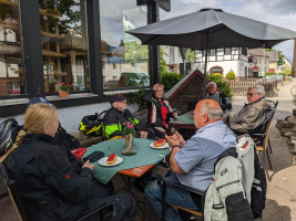 Slalom zum Radioteleskop