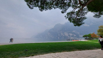 Zwei BFR'LER ERKUNDEN DEN di lago (Trentino province)
