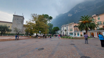 Zwei BFR'LER ERKUNDEN DEN di lago (Trentino province)
