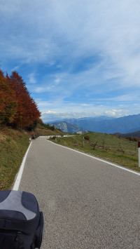 Zwei BFR'LER ERKUNDEN DEN di lago (Trentino province)