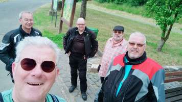 GG Immer der Nase nach